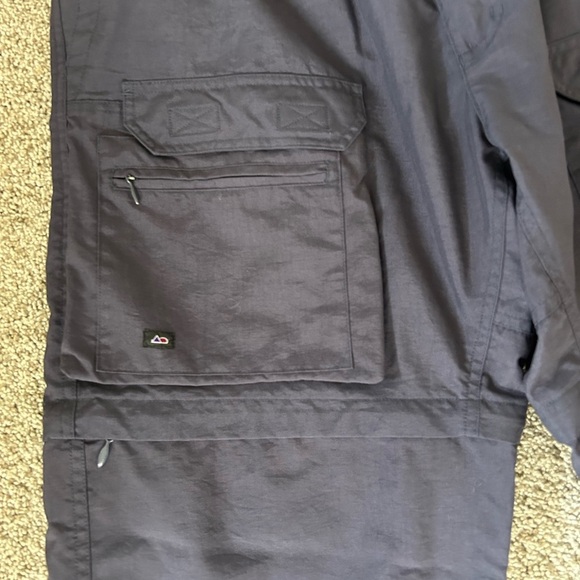 OuterSport men’s zip off hiking cargo pants. Elastic waist w belt. Nylon. Cargo - Picture 2 of 13